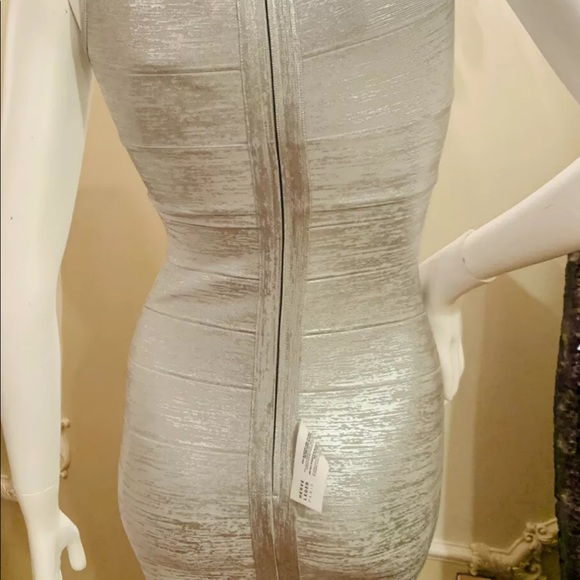 HERVE LEGER DRESS, FOIL SIZE S RETAIL1,290.00 - Picture 13 of 14